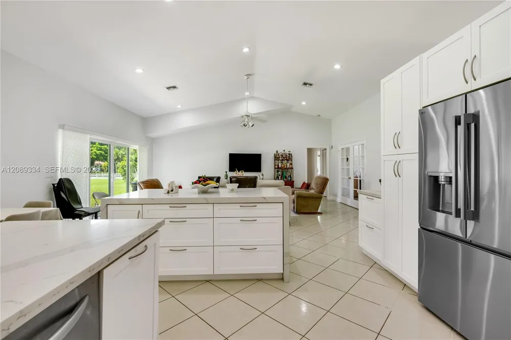 20430 SW 53rd Pl Pembroke Pines, FL 33332