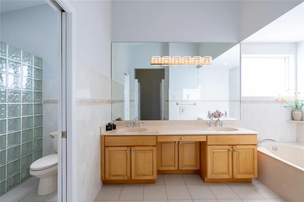 20430 SW 53rd Pl Pembroke Pines, FL 33332