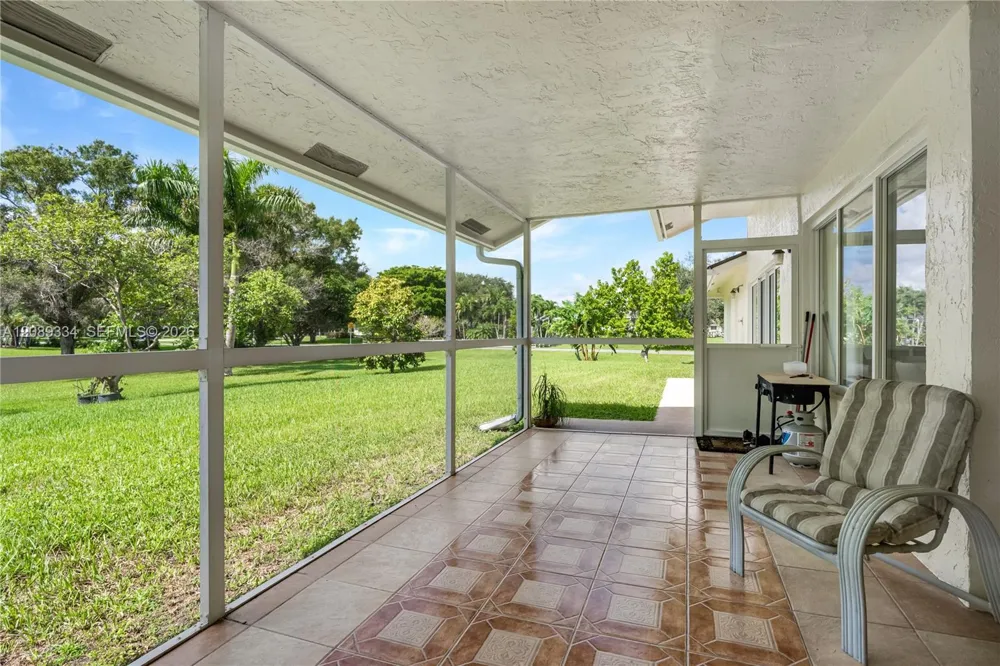 20430 SW 53rd Pl Pembroke Pines, FL 33332