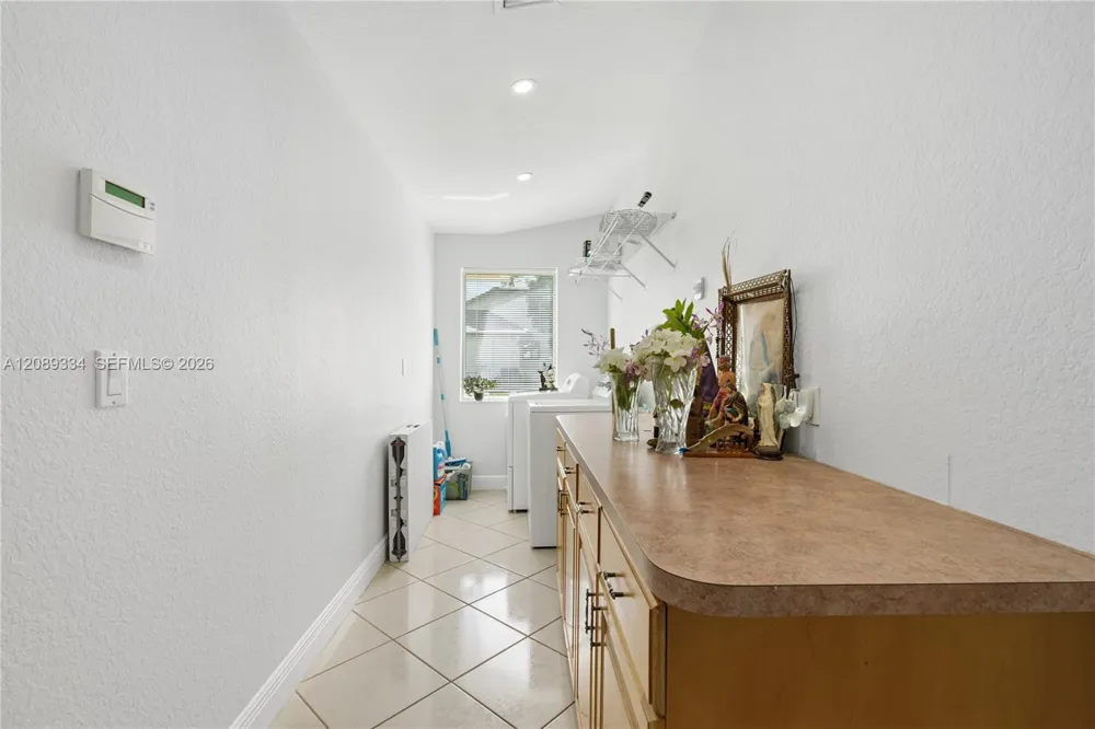20430 SW 53rd Pl Pembroke Pines, FL 33332