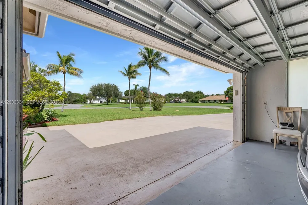 20430 SW 53rd Pl Pembroke Pines, FL 33332