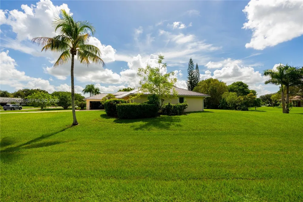 20430 SW 53rd Pl Pembroke Pines, FL 33332