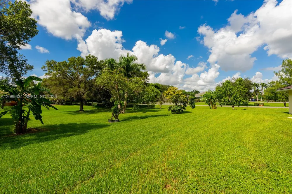 20430 SW 53rd Pl Pembroke Pines, FL 33332