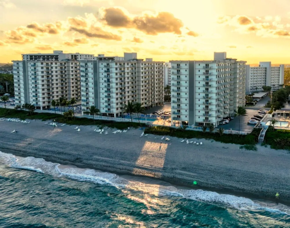 3215 S Ocean Boulevard S #202 Highland Beach, FL 33487