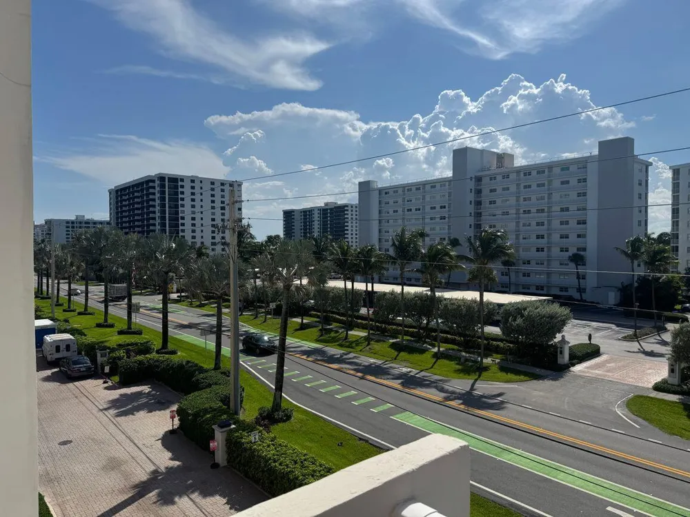 3215 S Ocean Boulevard S #202 Highland Beach, FL 33487