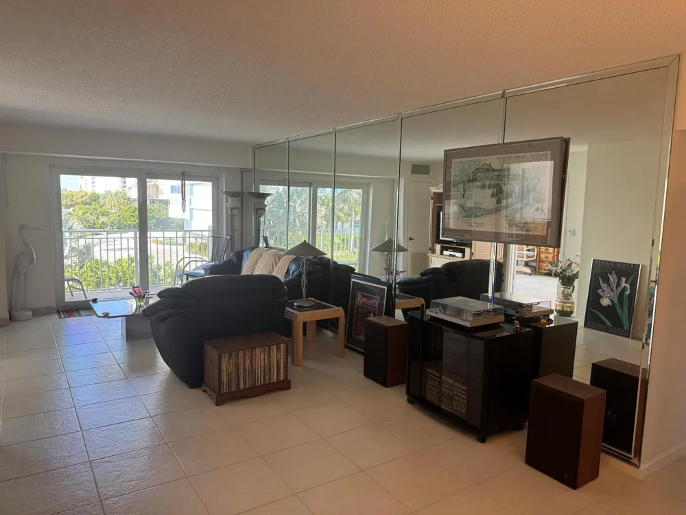 3215 S Ocean Boulevard S #202 Highland Beach, FL 33487