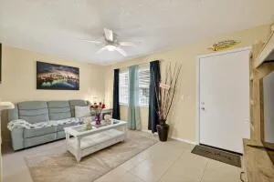 23 LAKE VISTA TRAIL #204