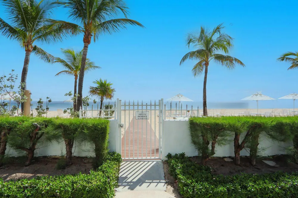139 Sunrise Avenue #1090 Palm Beach, FL 33480