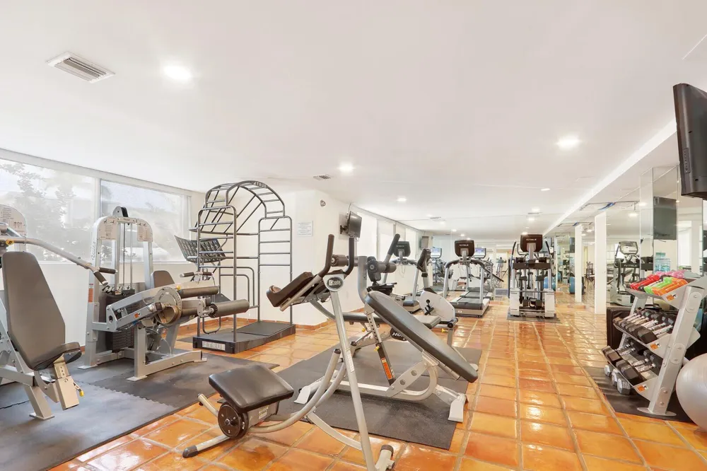139 Sunrise Avenue #1090 Palm Beach, FL 33480
