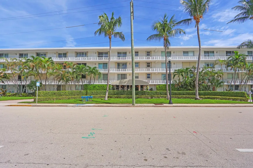 139 Sunrise Avenue #1090 Palm Beach, FL 33480