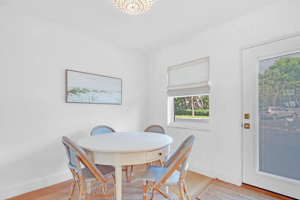 139 Sunrise Avenue #1090 Palm Beach, FL 33480