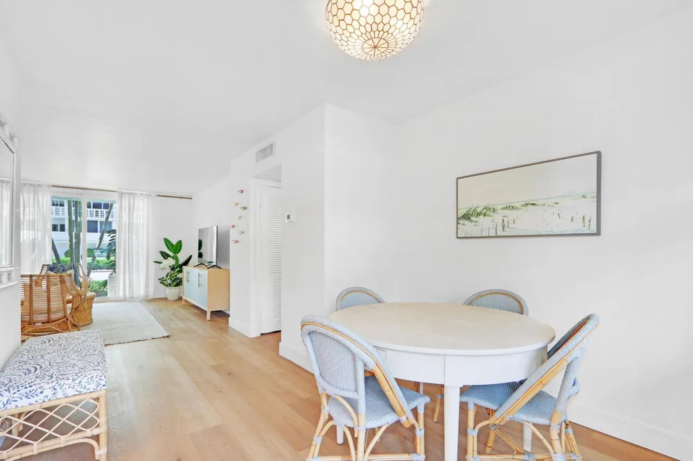139 Sunrise Avenue #1090 Palm Beach, FL 33480