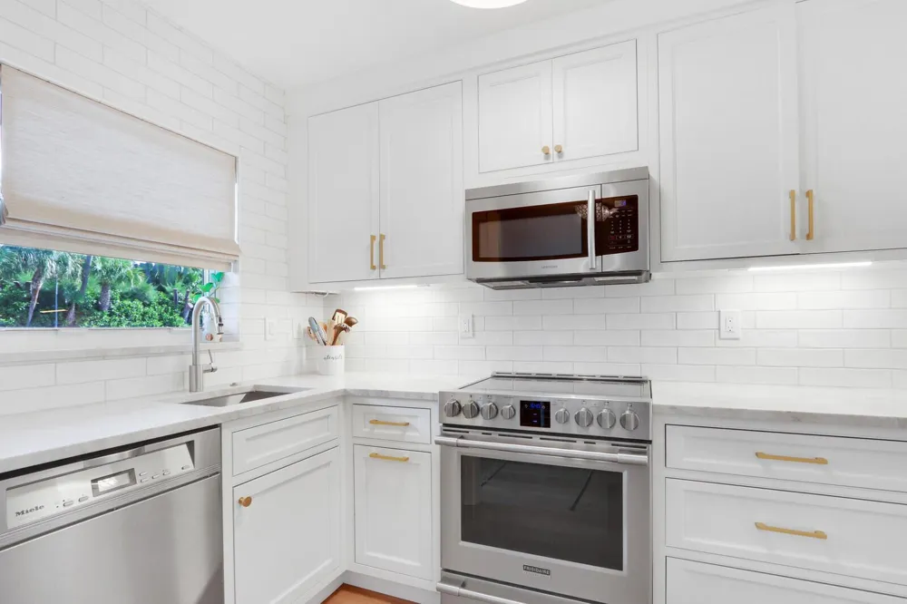 139 Sunrise Avenue #1090 Palm Beach, FL 33480