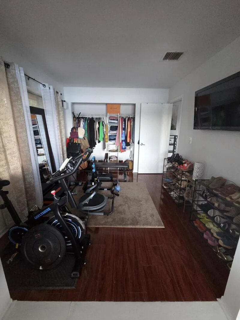 3271 NW 44th Street #5 Oakland Park, FL 33309