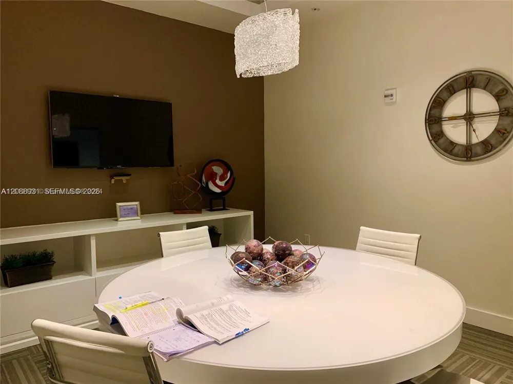 999 SW 1st Ave #3206 Miami, FL 33130