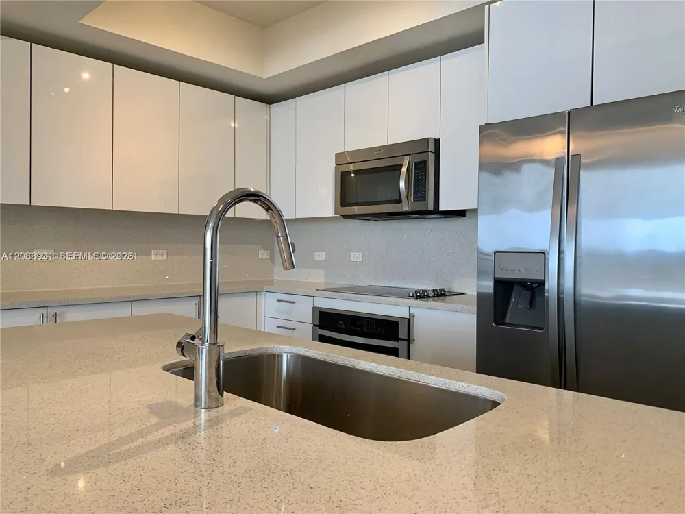 999 SW 1st Ave #3206 Miami, FL 33130