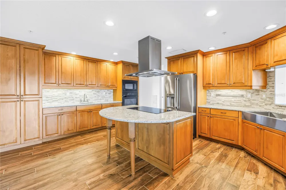 650 PINELLAS BAYWAY S #2101 Tierra Verde, FL 33715