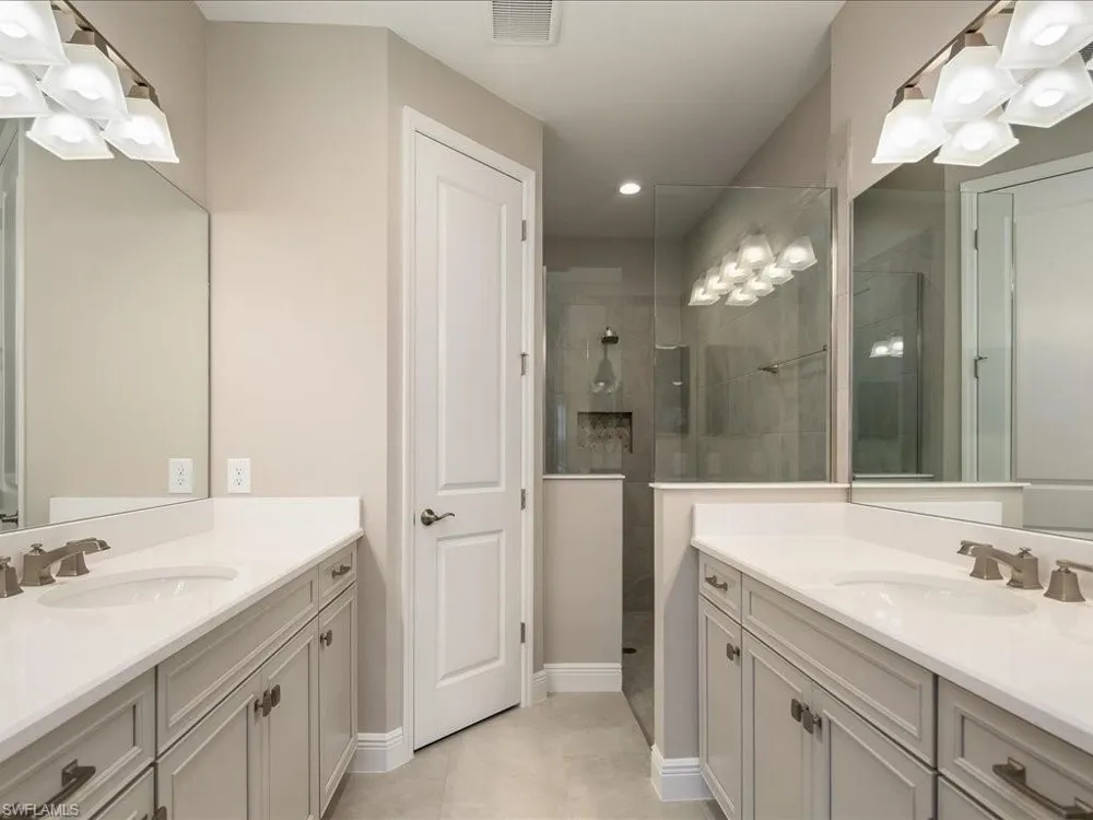 2306 Marquesa Circle Naples, FL 34112