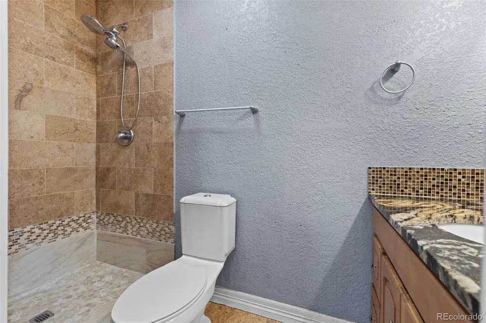 1461 E 95th Avenue Thornton, CO 80229