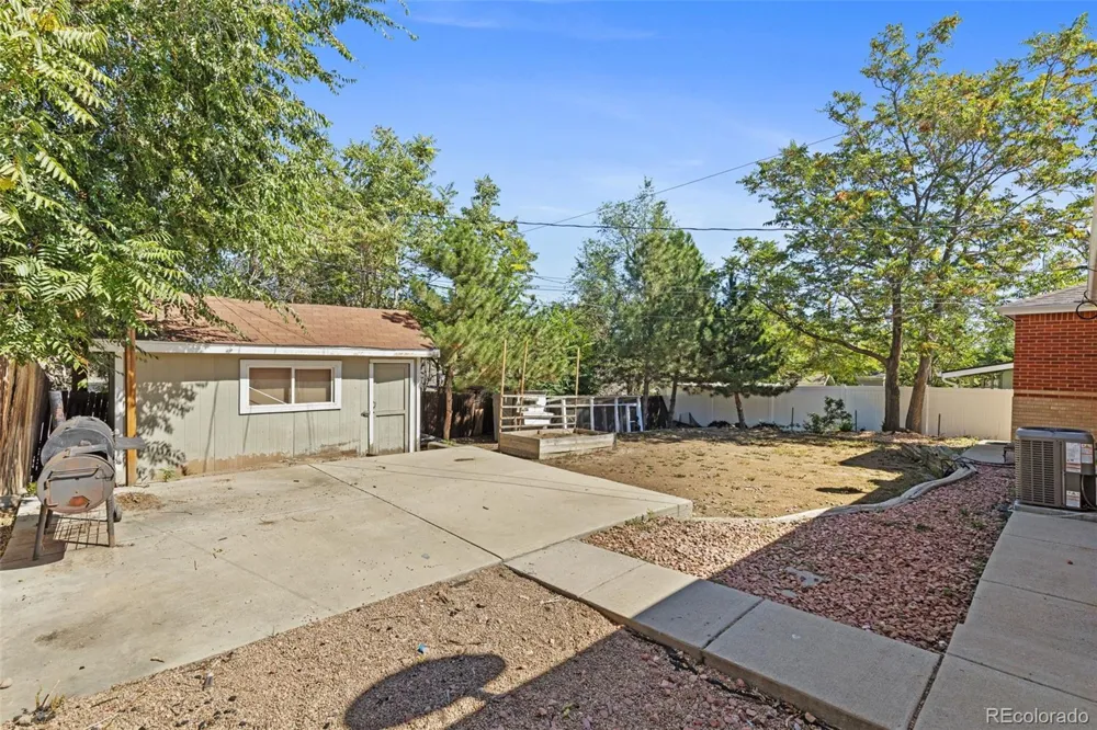 1461 E 95th Avenue Thornton, CO 80229