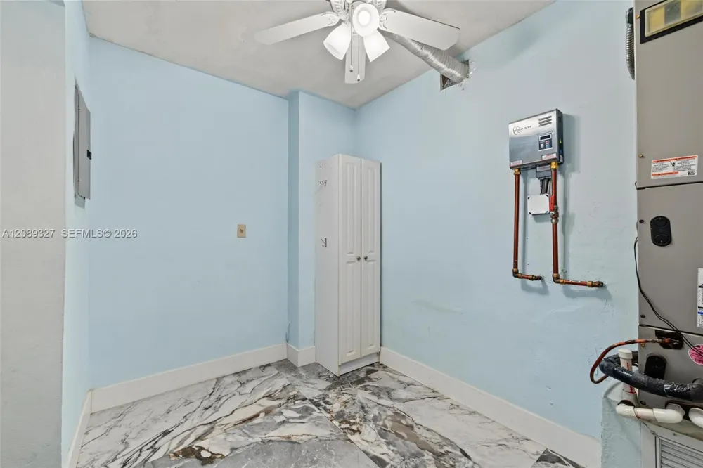 6905 W 2nd Way Hialeah, FL 33014