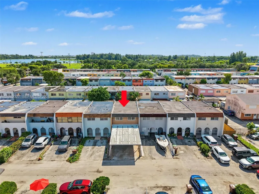 6905 W 2nd Way Hialeah, FL 33014