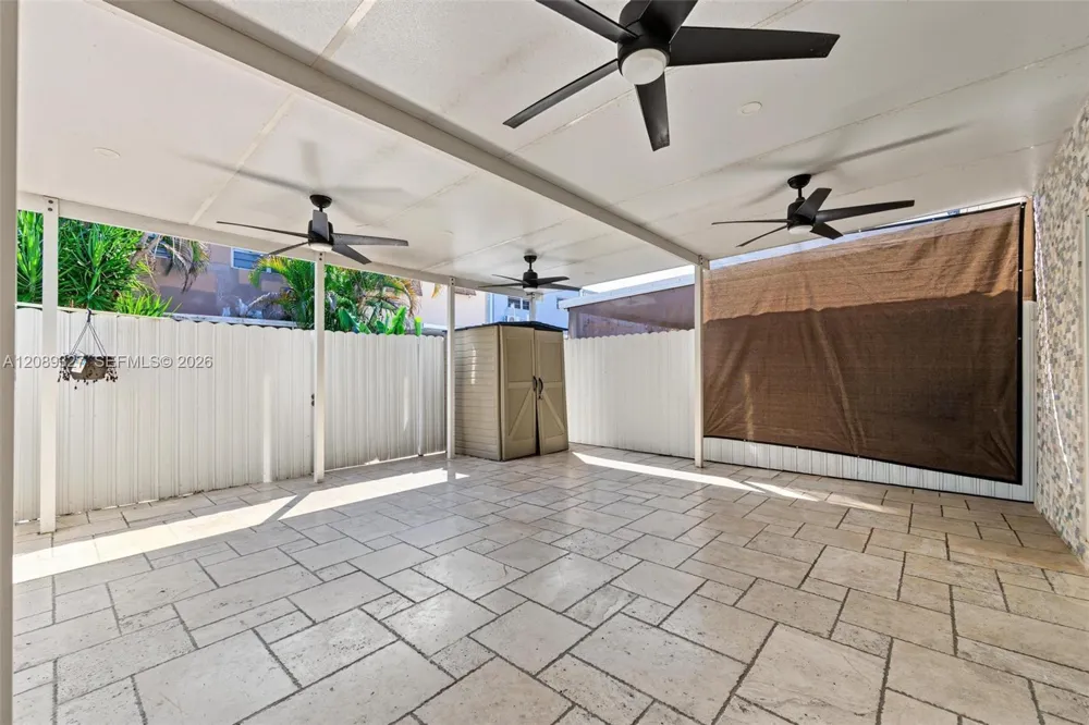 6905 W 2nd Way Hialeah, FL 33014