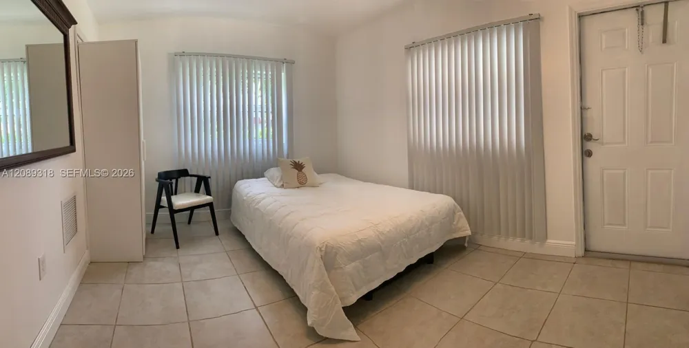 3235 NW 3rd St #3235 Miami, FL 33125