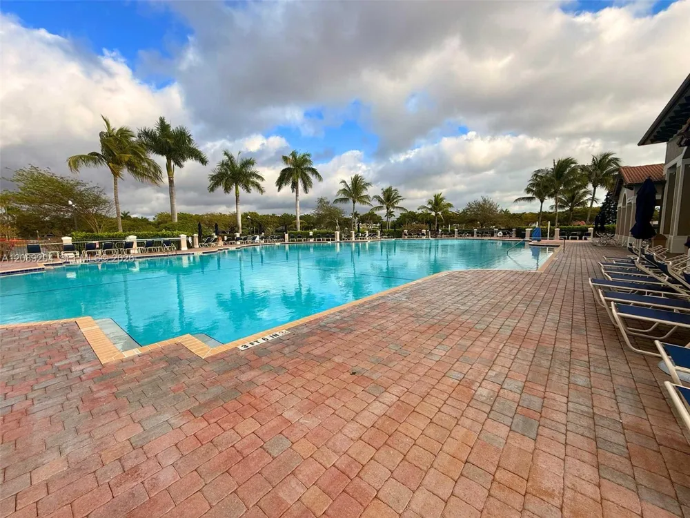 22301 SW 88th Pl #104-3 Cutler Bay, FL 33190