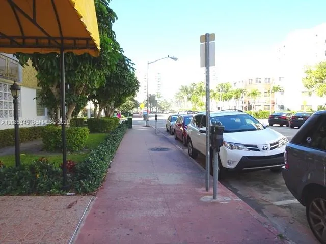 1340 Lincoln Rd #809 Miami Beach, FL 33139