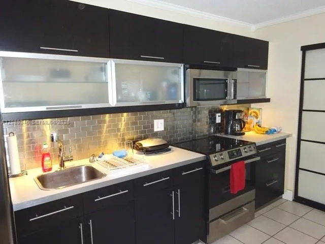 1340 Lincoln Rd #809 Miami Beach, FL 33139