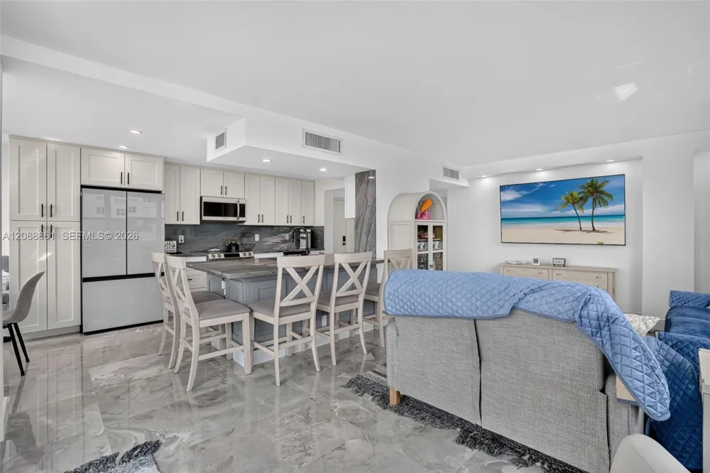 3113 S Ocean Dr #510 Hallandale Beach, FL 33009