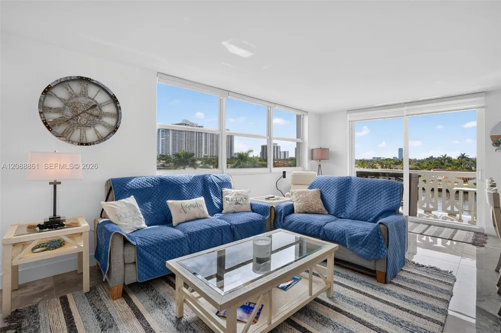 3113 S Ocean Dr #510 Hallandale Beach, FL 33009