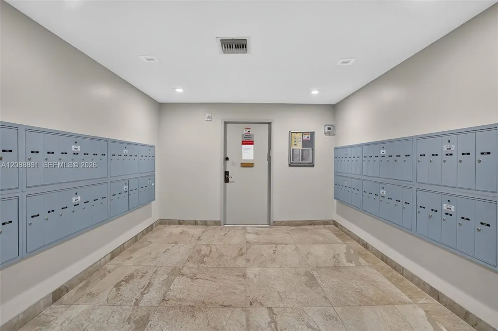 3113 S Ocean Dr #510 Hallandale Beach, FL 33009