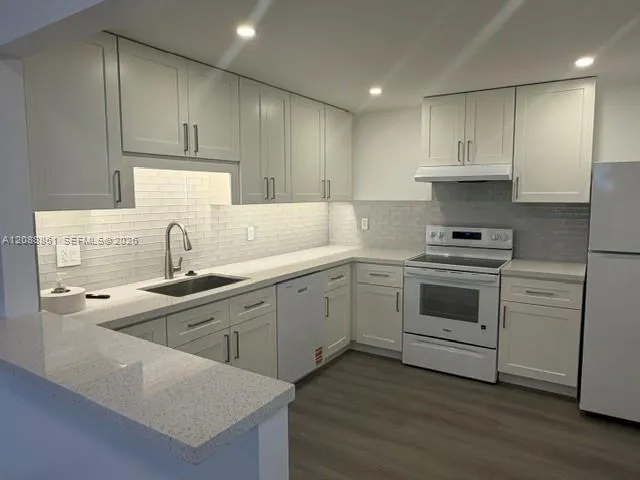 3113 S Ocean Dr #510 Hallandale Beach, FL 33009