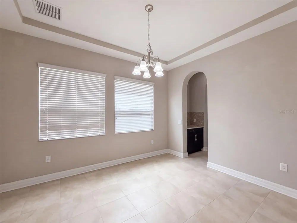 2589 GWYNHURST BOULEVARD Wesley Chapel, FL 33543
