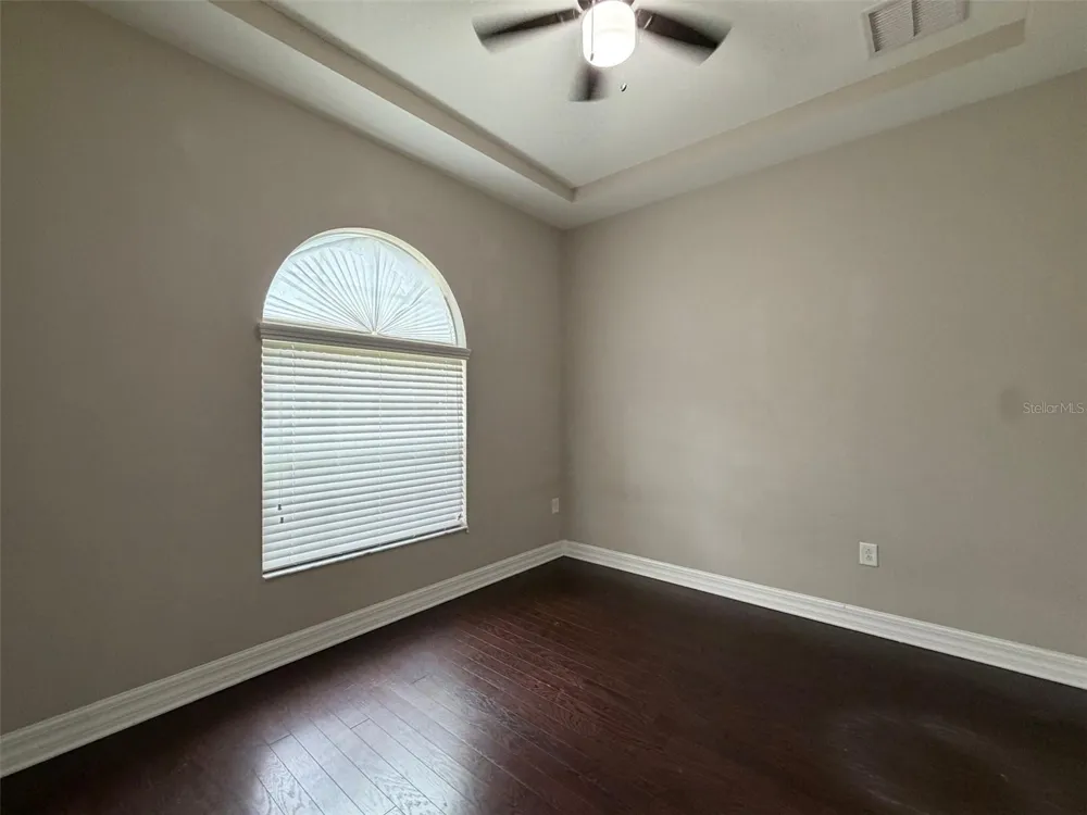 2589 GWYNHURST BOULEVARD Wesley Chapel, FL 33543