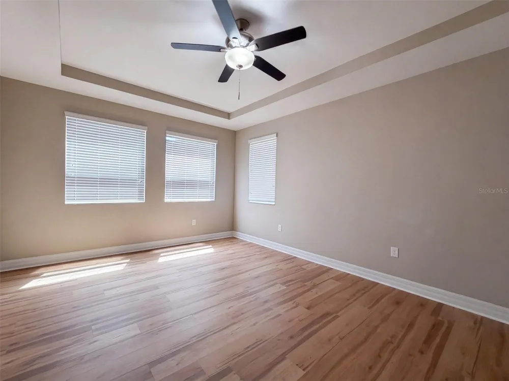 2589 GWYNHURST BOULEVARD Wesley Chapel, FL 33543