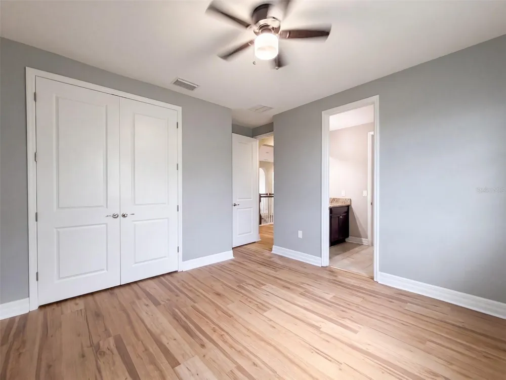 2589 GWYNHURST BOULEVARD Wesley Chapel, FL 33543
