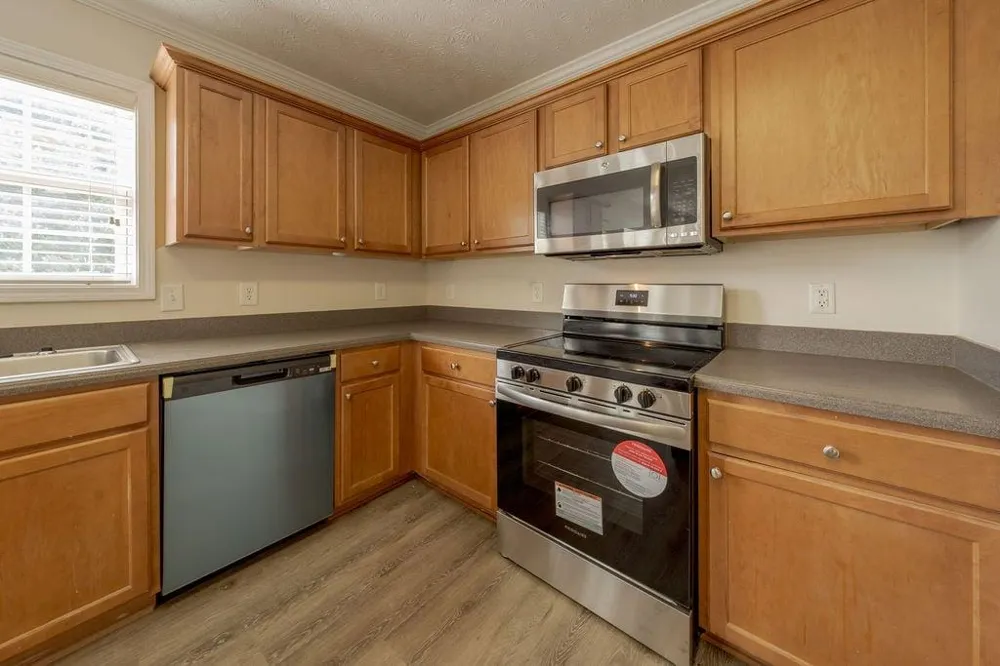 6015 Fairing Drop Lithonia, GA 30038