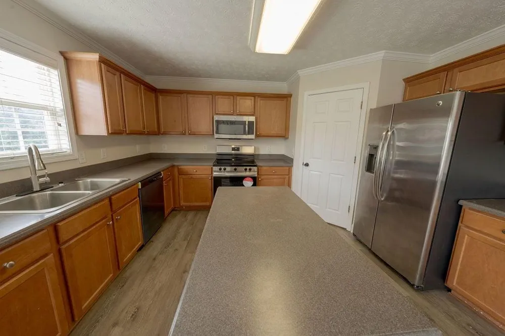 6015 Fairing Drop Lithonia, GA 30038