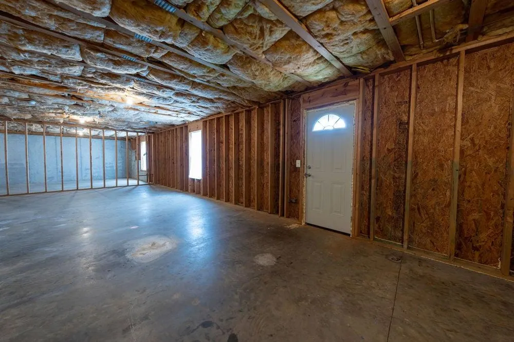 6015 Fairing Drop Lithonia, GA 30038