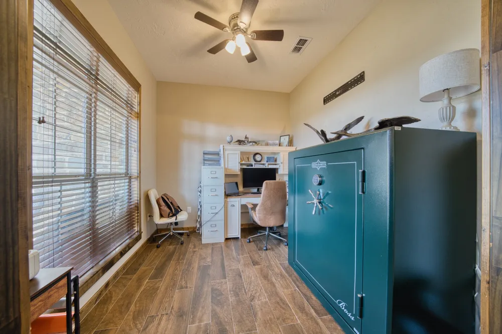 534 CR 4306 Naples, TX 75568