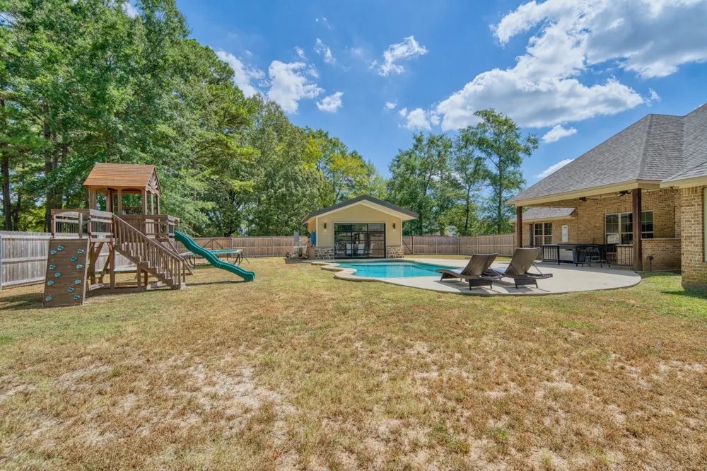 534 CR 4306 Naples, TX 75568