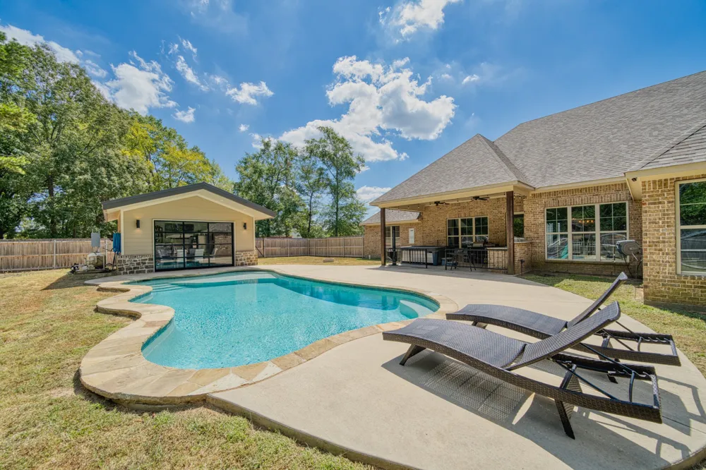 534 CR 4306 Naples, TX 75568