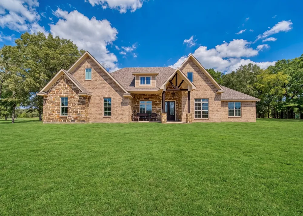 534 CR 4306 Naples, TX 75568
