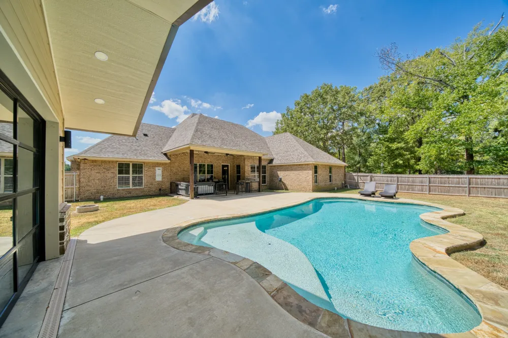 534 CR 4306 Naples, TX 75568