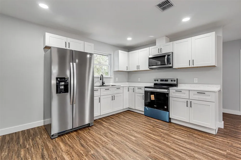 5305 Purdue Avenue River Oaks, TX 76114