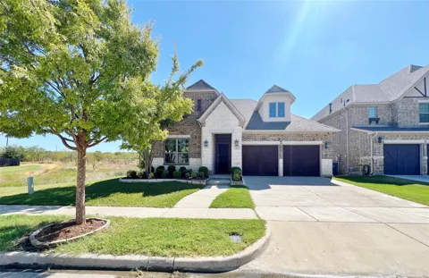 2645 Walnut Creek Lane