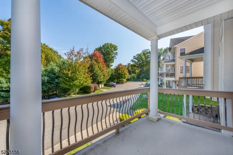 17 Halina Ln Butler, NJ 07405